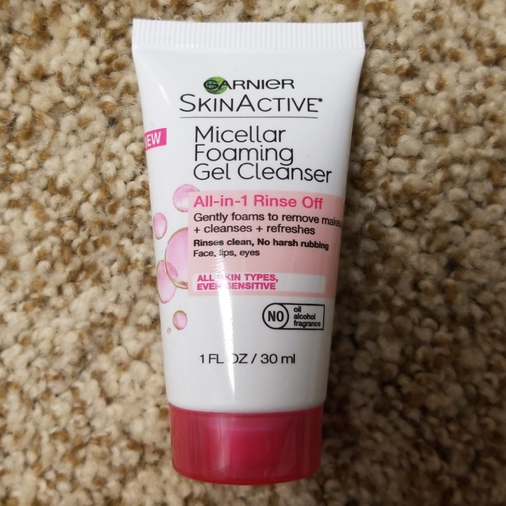 3 for $10 🌟 Micellar Foaming Gel Cleanser